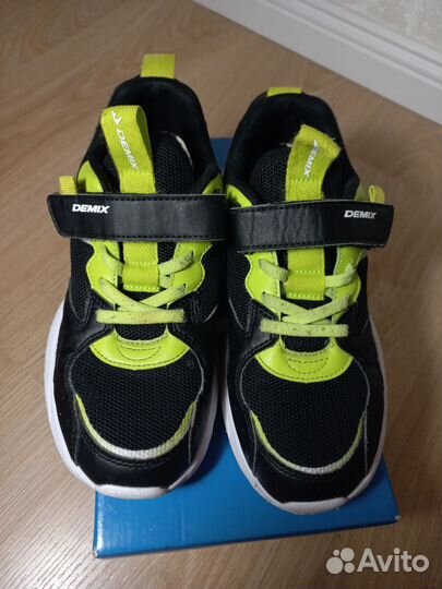 Кроссовки Demix 37