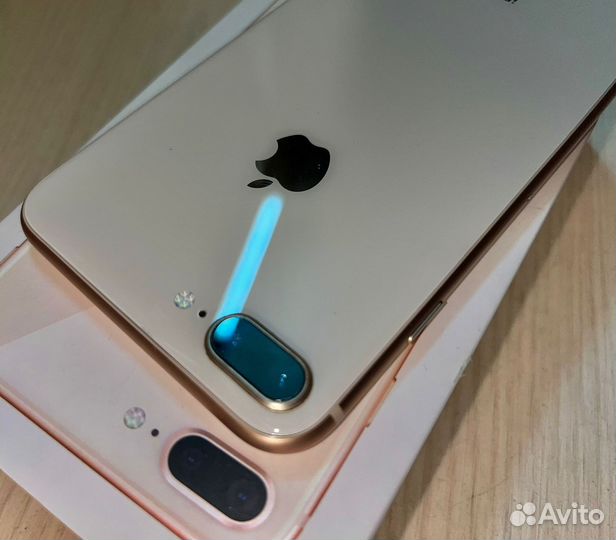 Телефон iPhone 8 plus