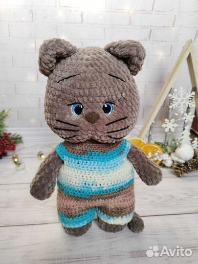 Вязаные игрушки котёнок