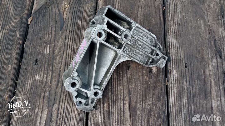 Кронштейн кондиционера BMW бмв N42 N43 N45 N46