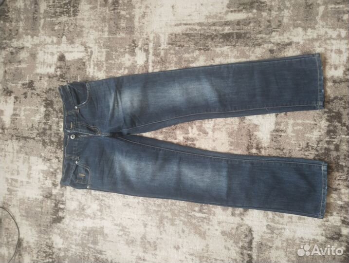 Джинсы