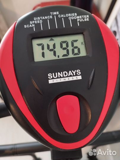 Эллиптический тренажер в отличном состоянии