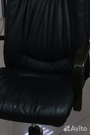 Кресло руководителя кожаное