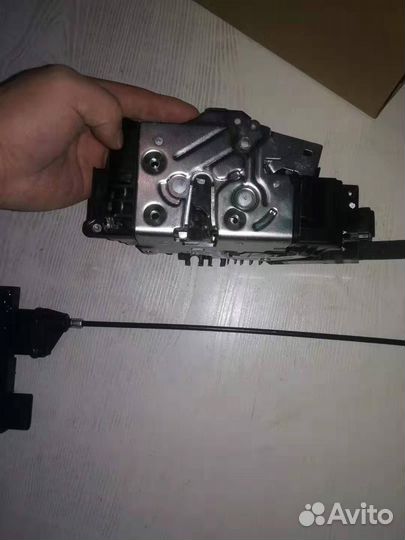 Toyota Camry 50 /55 Доводчики дверей штатные D6EE6