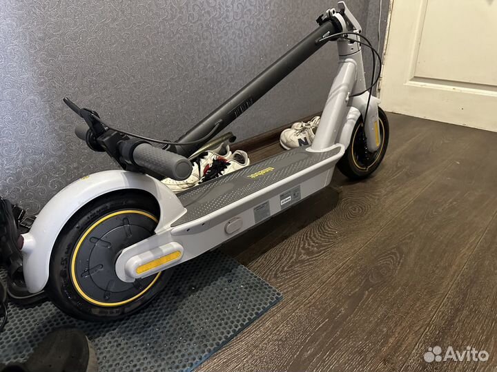 Электросамокат Ninebot Max G30LP комплект