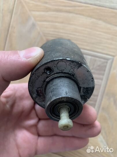 Втягивающее реле