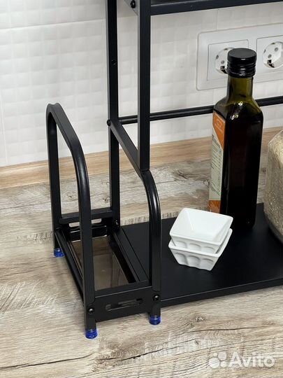 Полка для кухни/ванной осталась 1 шт