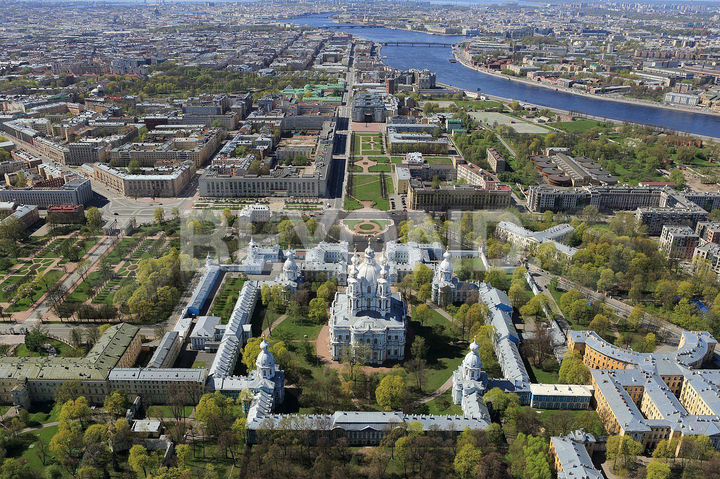 5-к. квартира, 184,3 м², 8/9 эт.