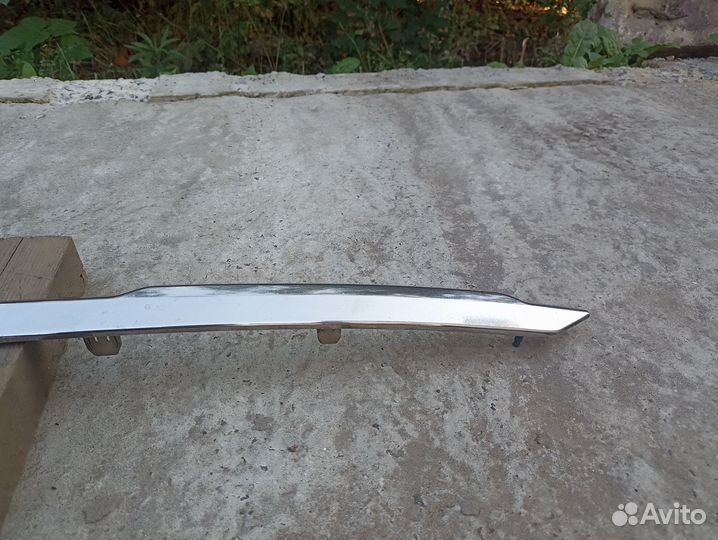 Молдинг переднего бампера Nissan x trail t32 14-23