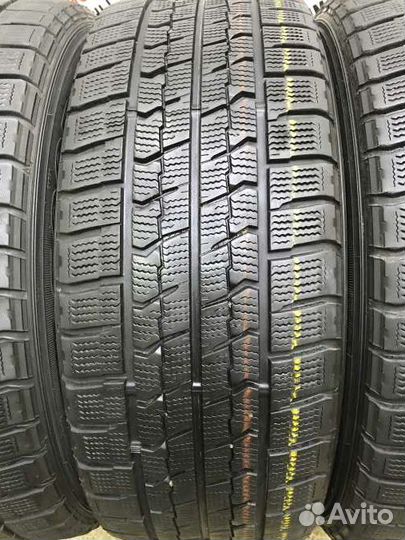 Goodyear Ice Navi Zea II 215/55 R17