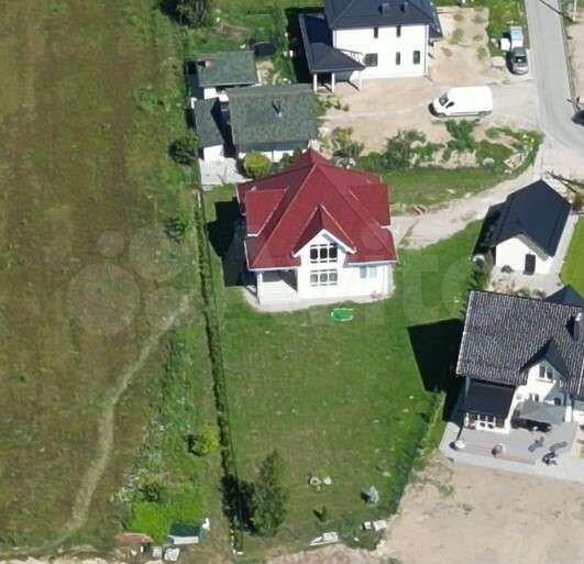 Дом 195 м² на участке 12 сот.