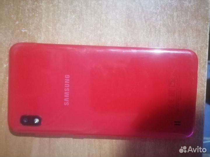 Samsung Galaxy A10, 2/32 ГБ
