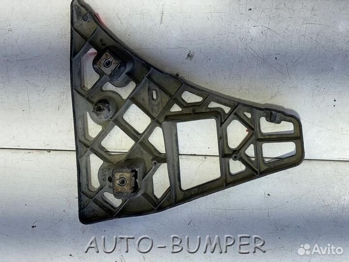 Ford Transit 2006- Крепление переднего бампера лев