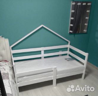 Кроватка из массива высокий борт детская Терем Инк