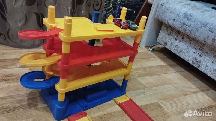 Парковка для машинок