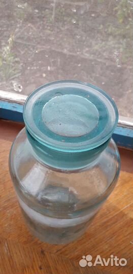 Банка стеклянная