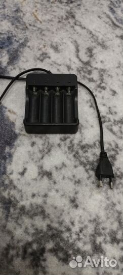 Зарядное устройство для аккумуляторов 18650