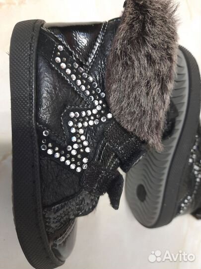 Ботинки для девочки