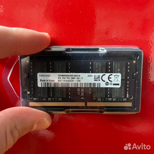Sodimm ddr4 8gb 2400t samsung новая