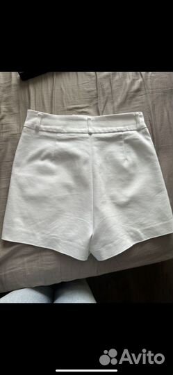 Шорты белые