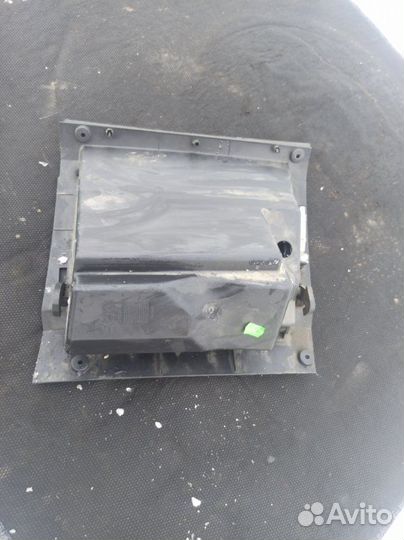 Бардачок Opel Meriva A хэтчбек Z14XEP 2008