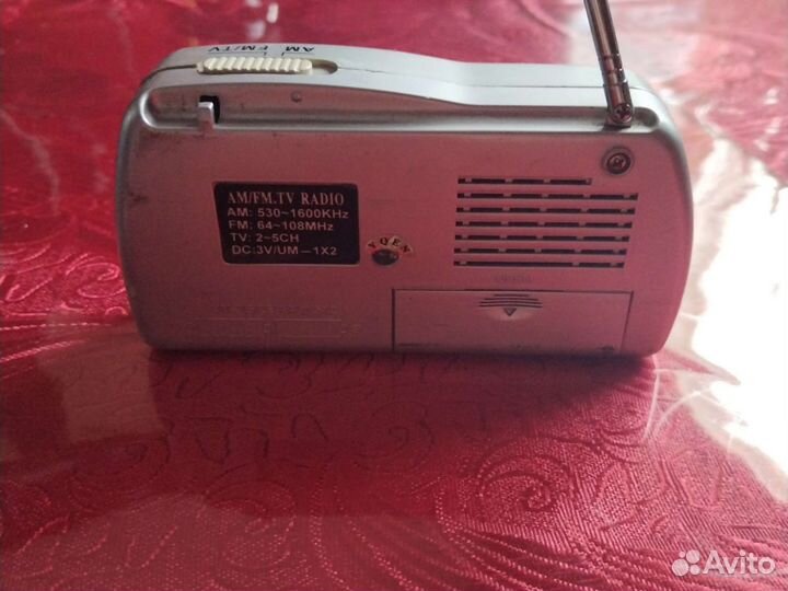 Радиоприемник yqen YQ918A