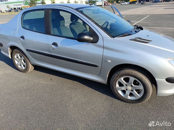 Peugeot 206, 2008