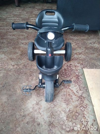 Детский трехколесный велосипед