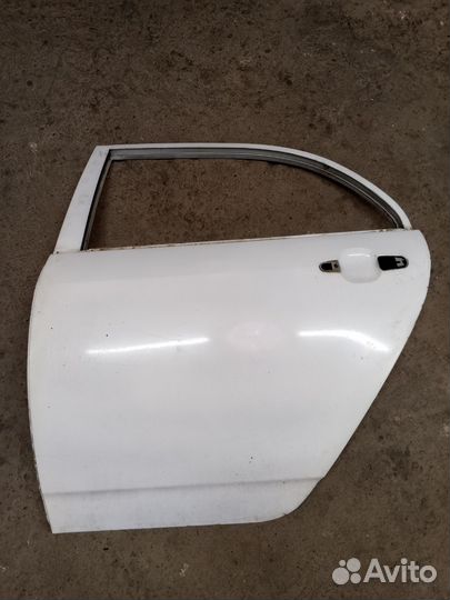 Дверь Byd f3 / Toyota corolla 120 бу оригинал