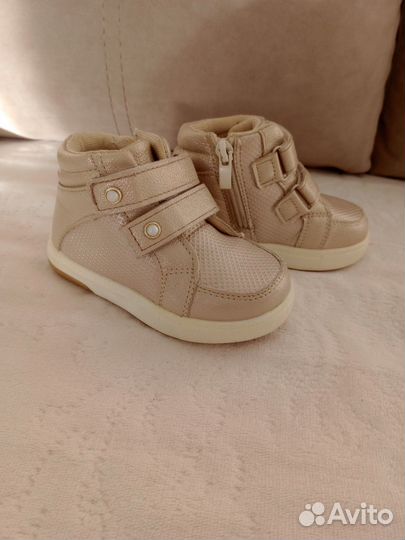 Продам ботиночки, 23 размер в идеальном состояние