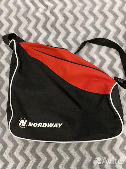 Коньки хоккейные профессиональные