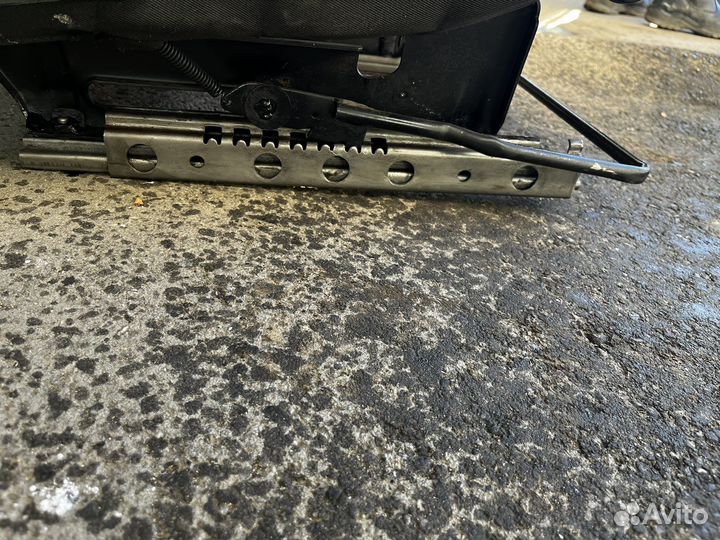 Сиденья на ниву