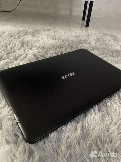 Ноутбук asus
