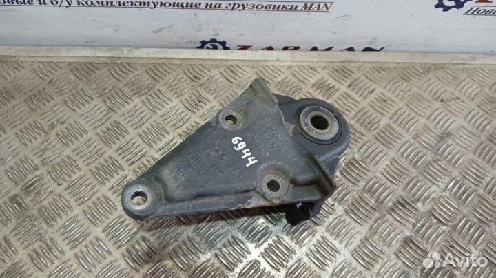 Кронштейн крепления передней рессоры левый Man Tgs