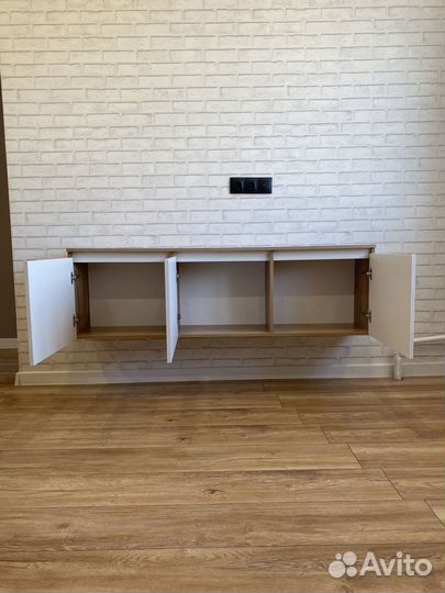 Тумба под телевизор