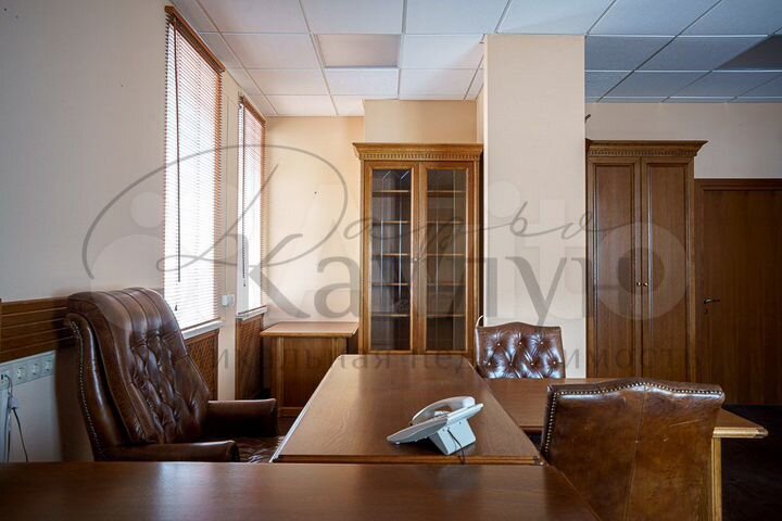 Видовой офис в аренду, 135 м²