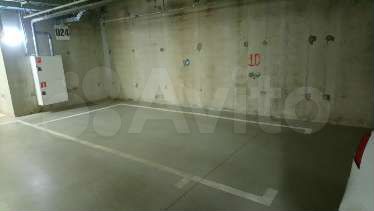 Машиноместо, 13 м²