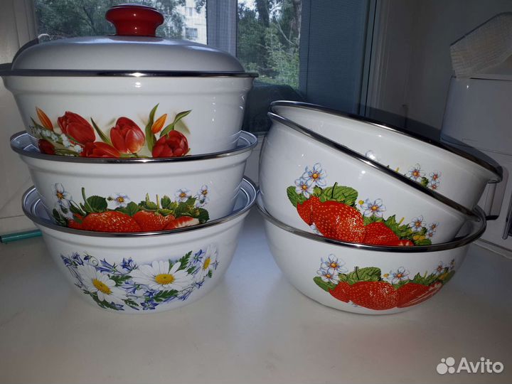 Кастрюли,миски,салатники 3 литра новые