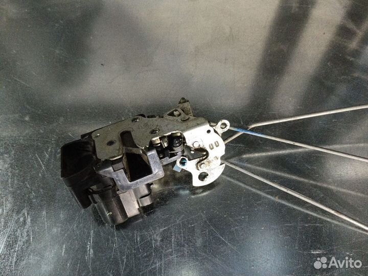 Передний правый замок двери Шевроле ланос