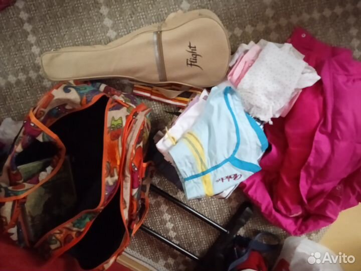 Вещи и укулеле