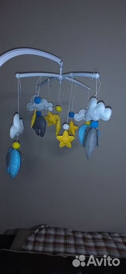 Мобиль из фетра