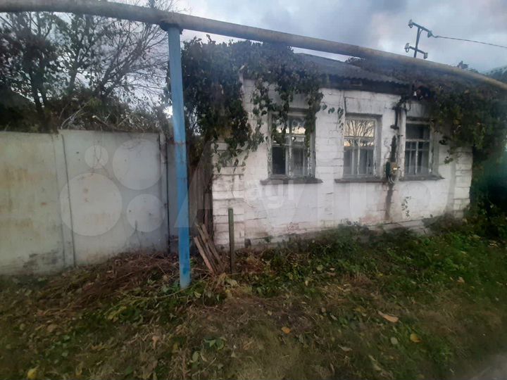 Дом 33,5 м² на участке 6 сот.