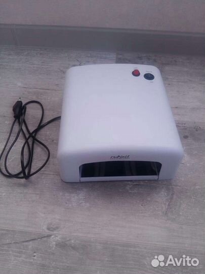 Лампа Runail Professional для сушки ногтей