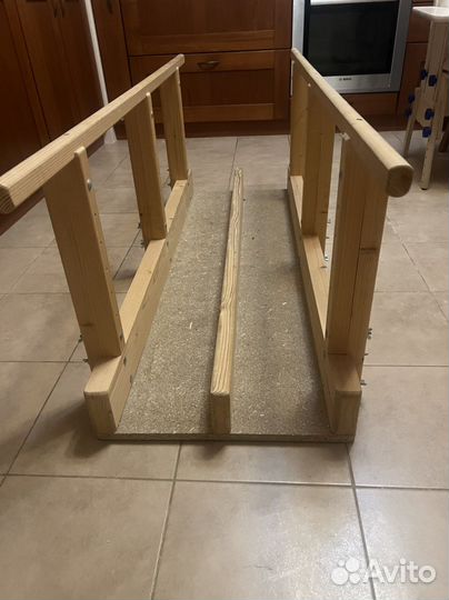 Турник для обучения ходьбы детей с дцп