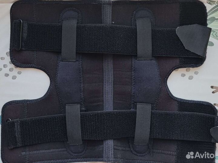 Бандаж разъемный на коленный сустав с шарнирами