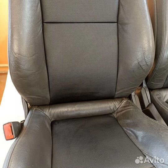Перетяжка сидений автомобиля