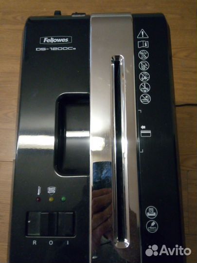 Уничтожитель бумаги Шредер Fellowes DS-1200CS