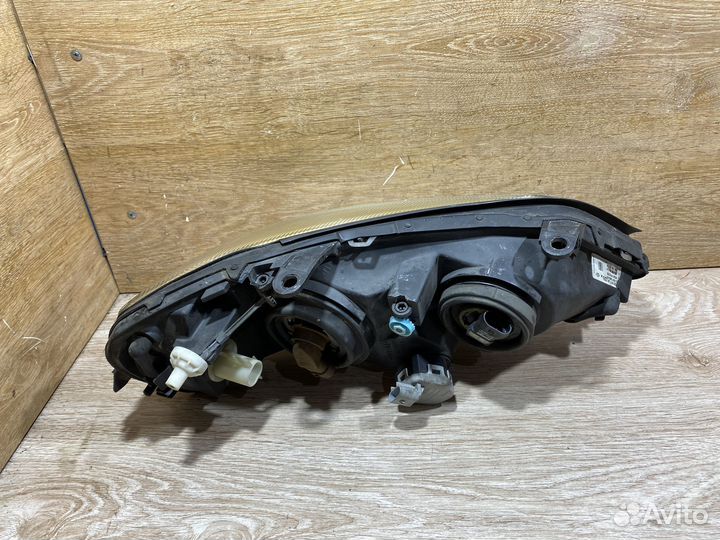 Фара передняя левая Opel Astra G 142297