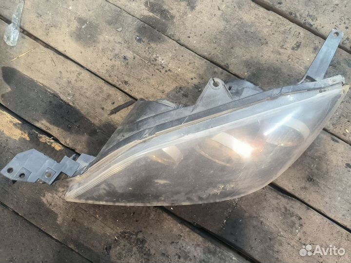 Фары на mazda 3