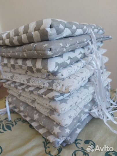 Бортики в кроватку